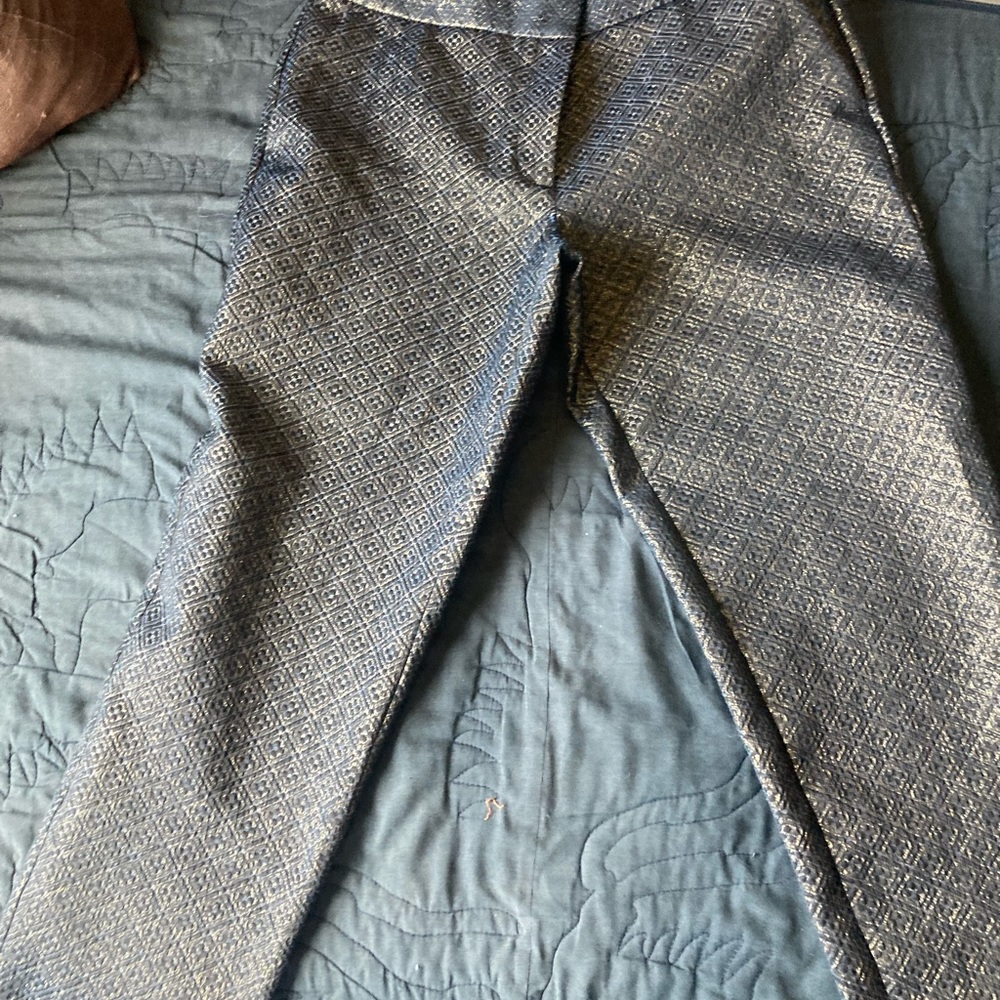 Ann Taylor Loft Marisa pants size 8 in gold and blue jacquard